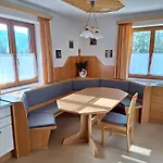 Deutschmann Apartment *