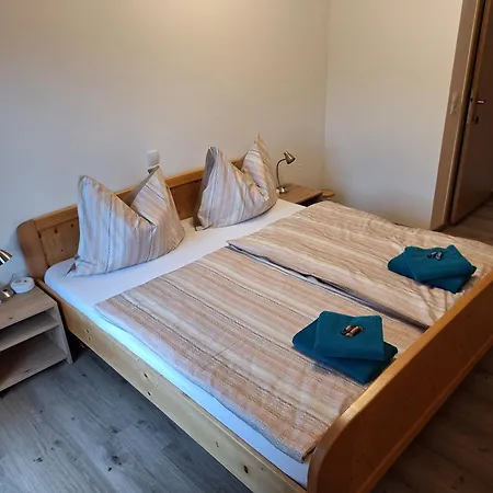 Deutschmann Apartment *